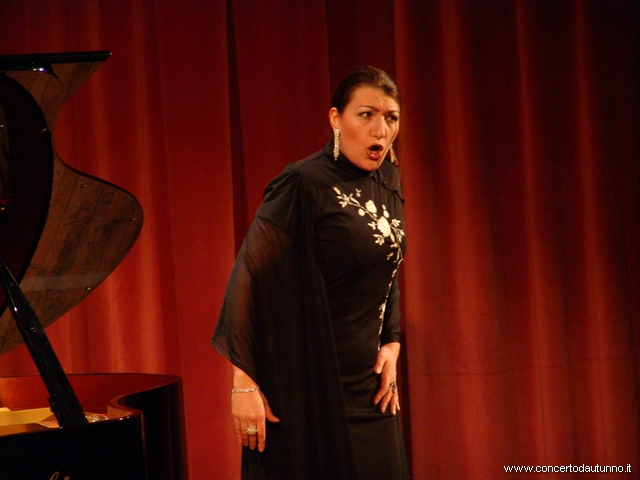 Stefano De Peppo, baritono soprano Maria Malatesta Calabṛ