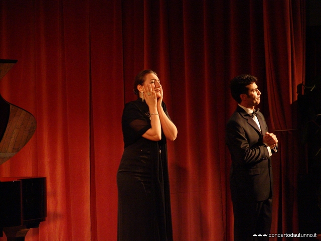 Stefano De Peppo, baritono soprano Maria Malatesta Calabṛ