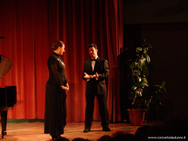Stefano De Peppo, baritono soprano Maria Malatesta Calabṛ