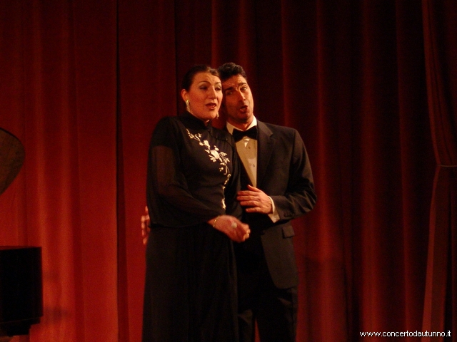 Stefano De Peppo, baritono soprano Maria Malatesta Calabṛ
