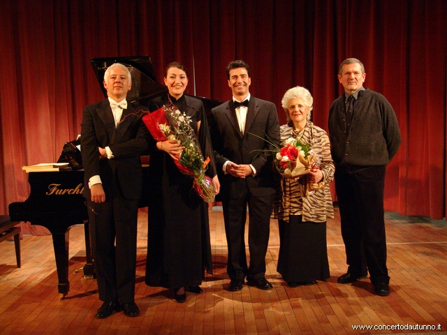 Stefano De Peppo, baritono soprano Maria Malatesta Calabṛ