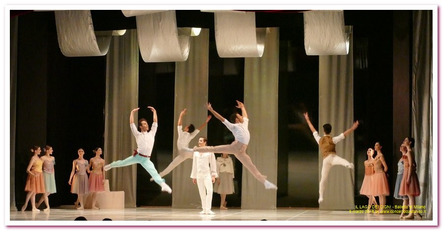 Balletto di Milano LAGO DEI CIGNI