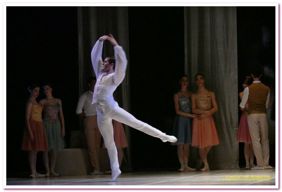 Balletto di Milano LAGO DEI CIGNI