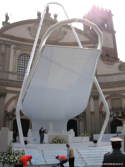 Benedetto XVI visita Vigevano