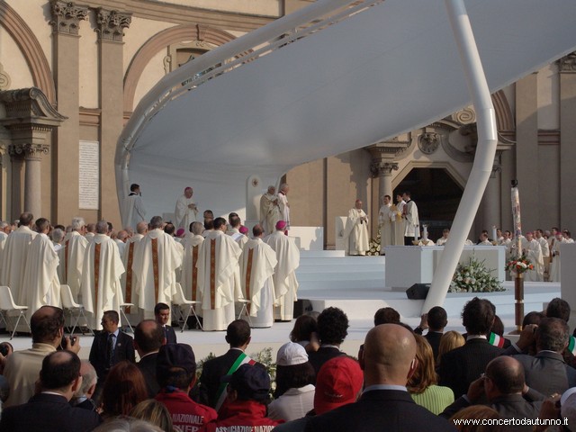 Benedetto XVI visita Vigevano
