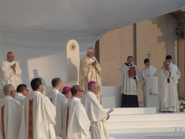 Benedetto XVI visita Vigevano
