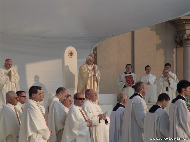 Benedetto XVI visita Vigevano