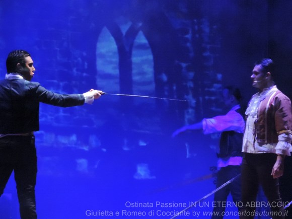 Ostinata Passione IN UN ETERNO ABBRACCIO Giulietta e Romeo di Cocciante