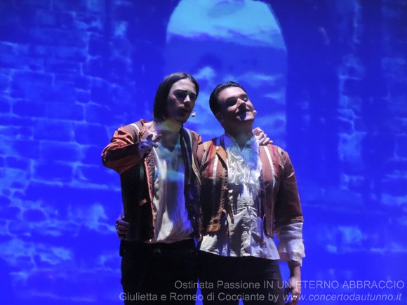Ostinata Passione IN UN ETERNO ABBRACCIO Giulietta e Romeo di Cocciante