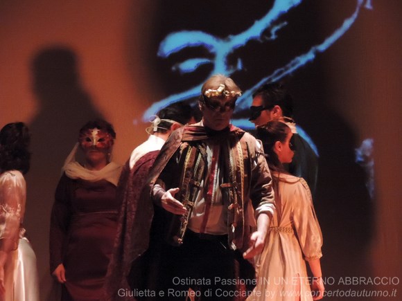 Ostinata Passione IN UN ETERNO ABBRACCIO Giulietta e Romeo di Cocciante