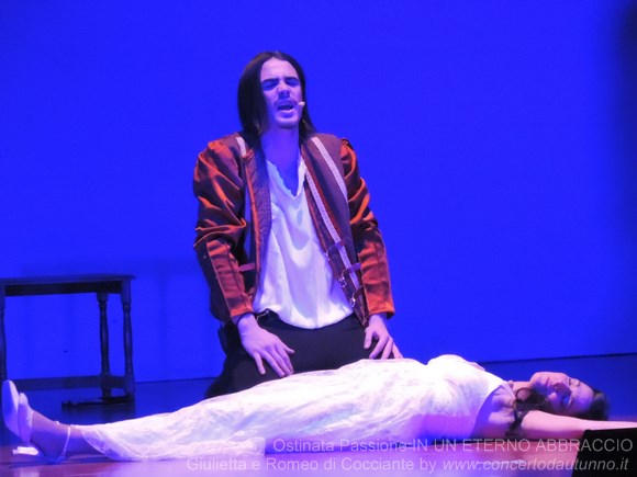 Ostinata Passione IN UN ETERNO ABBRACCIO Giulietta e Romeo di Cocciante