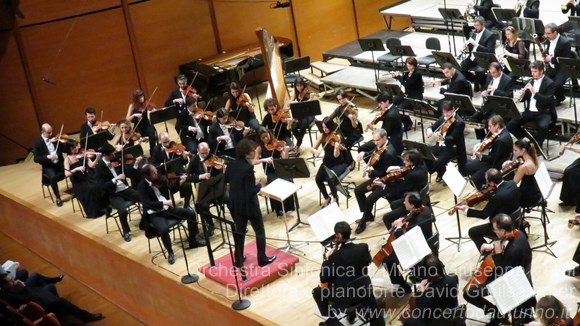 Orchestra Sinfonica di Milano Giuseppe Verdi Direttore e pianoforte David Greilsammer