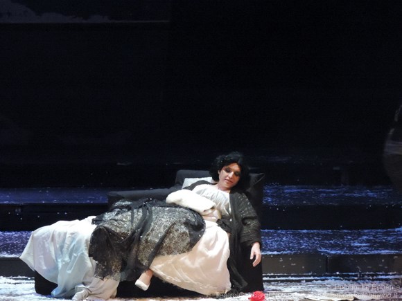 Puccini Boheme Teatro Coccia