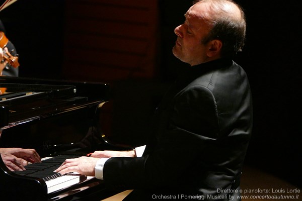 Pomeriggi Musicali  Direttore e pianoforte Louis Lortie 