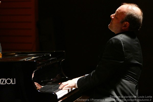Pomeriggi Musicali  Direttore e pianoforte Louis Lortie 