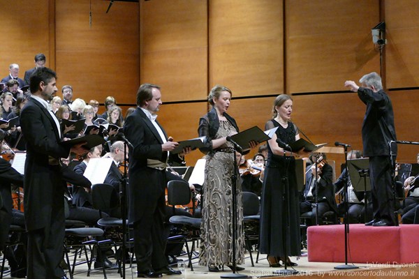 laVerdi Dvorak Stabat Mater
