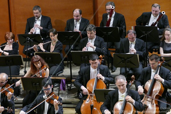 laVerdi Dvorak Stabat Mater