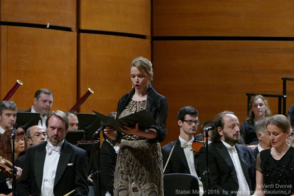 laVerdi Dvorak Stabat Mater