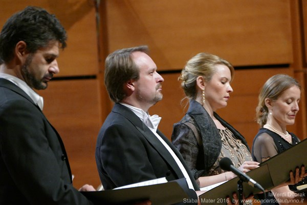 laVerdi Dvorak Stabat Mater