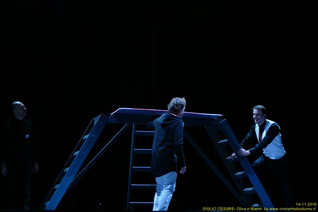 Teatro Litta Giulio Cesare Alberto Oliva