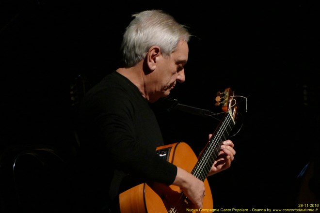 Nuova Compagnia Canto Popolare - Osanna