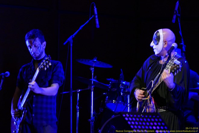 Nuova Compagnia Canto Popolare - Osanna
