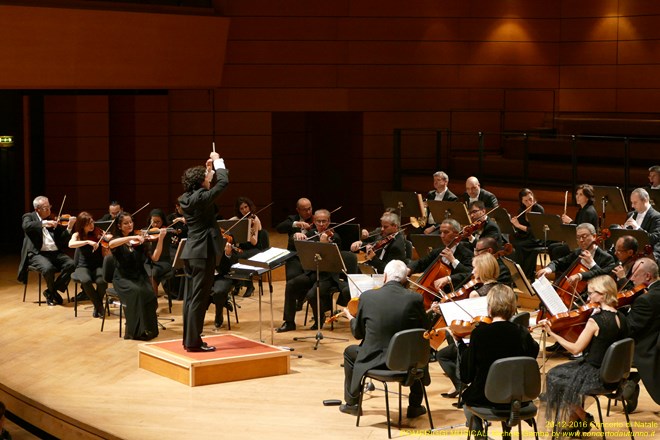 Gran Concerto Natale Pomeriggi Musicali Michele Gamba