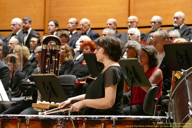 Nona di Beethoven Orchestra e Coro G.Verdi Claus Peter Flor
