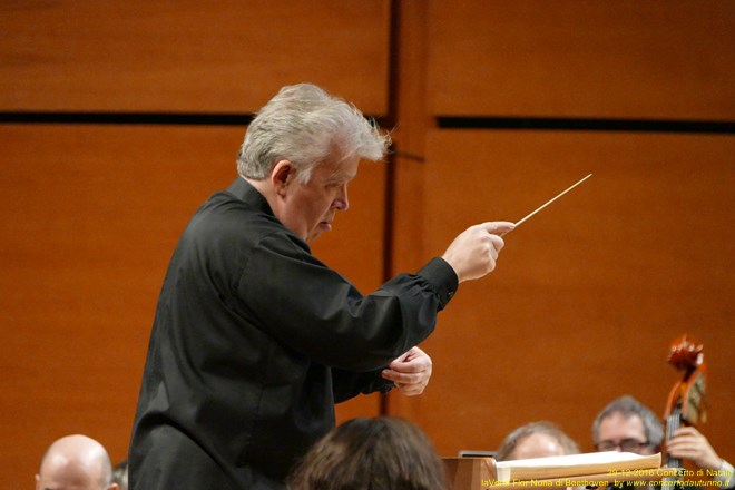 Nona di Beethoven Orchestra e Coro G.Verdi Claus Peter Flor