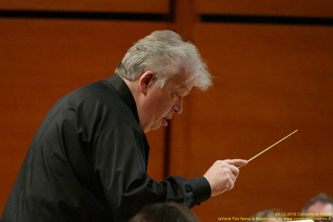 Nona di Beethoven Orchestra e Coro G.Verdi Claus Peter Flor