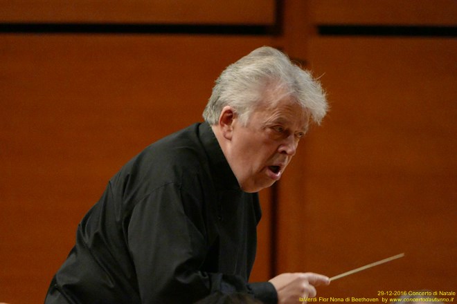Nona di Beethoven Orchestra e Coro G.Verdi Claus Peter Flor