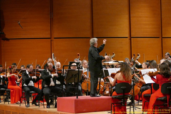 Nona di Beethoven Orchestra e Coro G.Verdi Claus Peter Flor