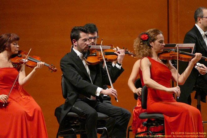 Nona di Beethoven Orchestra e Coro G.Verdi Claus Peter Flor
