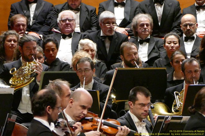 Nona di Beethoven Orchestra e Coro G.Verdi Claus Peter Flor