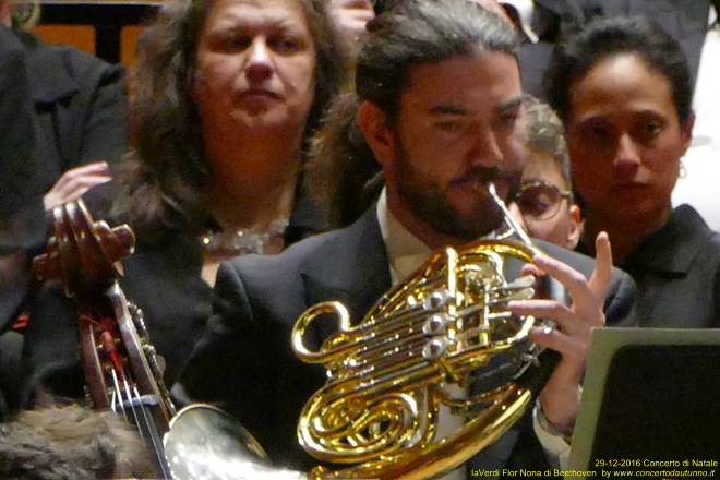 Nona di Beethoven Orchestra e Coro G.Verdi Claus Peter Flor