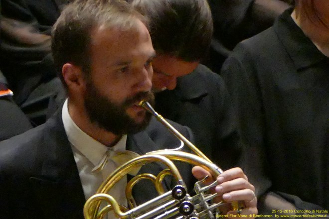 Nona di Beethoven Orchestra e Coro G.Verdi Claus Peter Flor