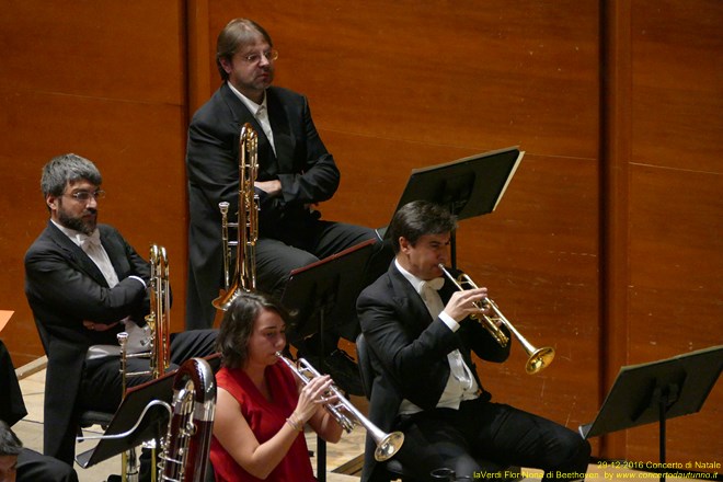 Nona di Beethoven Orchestra e Coro G.Verdi Claus Peter Flor