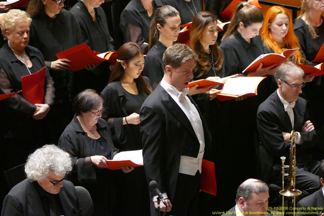 Nona di Beethoven Orchestra e Coro G.Verdi Claus Peter Flor