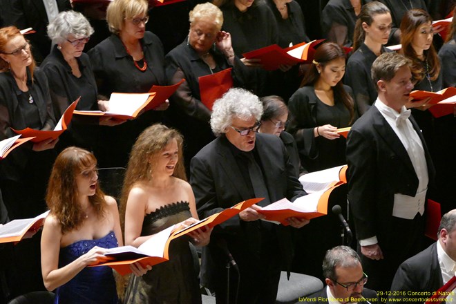 Nona di Beethoven Orchestra e Coro G.Verdi Claus Peter Flor