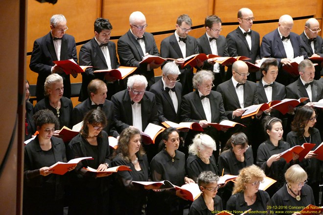 Nona di Beethoven Orchestra e Coro G.Verdi Claus Peter Flor