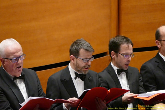 Nona di Beethoven Orchestra e Coro G.Verdi Claus Peter Flor
