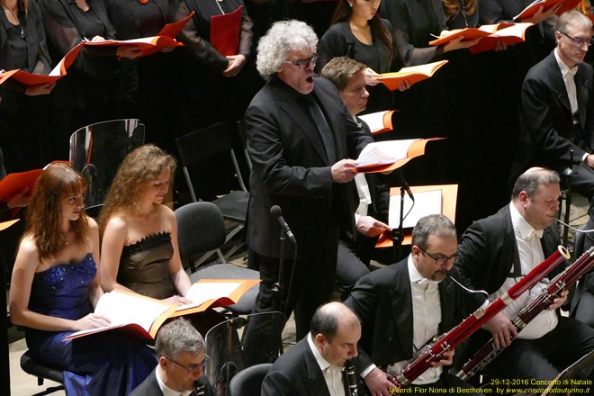 Nona di Beethoven Orchestra e Coro G.Verdi Claus Peter Flor