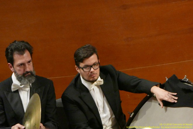 Nona di Beethoven Orchestra e Coro G.Verdi Claus Peter Flor