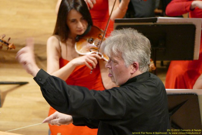 Nona di Beethoven Orchestra e Coro G.Verdi Claus Peter Flor