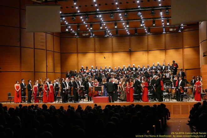 Nona di Beethoven Orchestra e Coro G.Verdi Claus Peter Flor