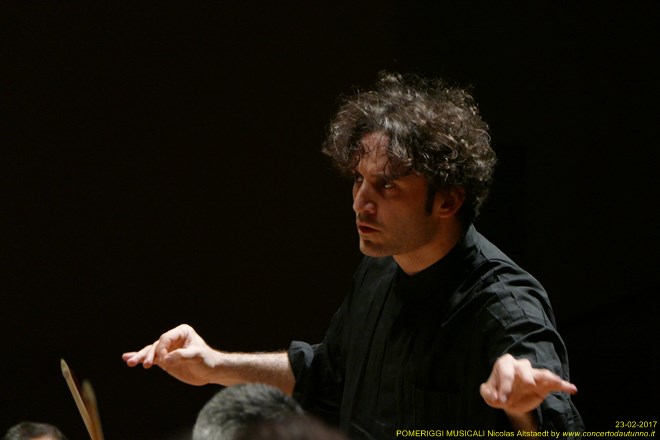 POMERIGGI MUSICALI Nicolas Altstaedt