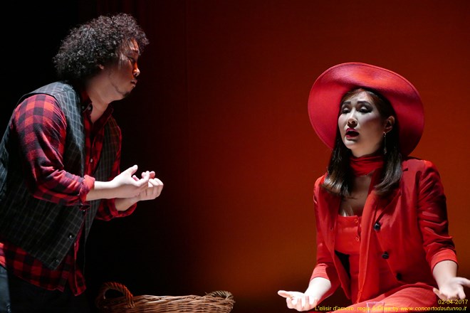 Elisir d'amore regia Alberto Oliva 