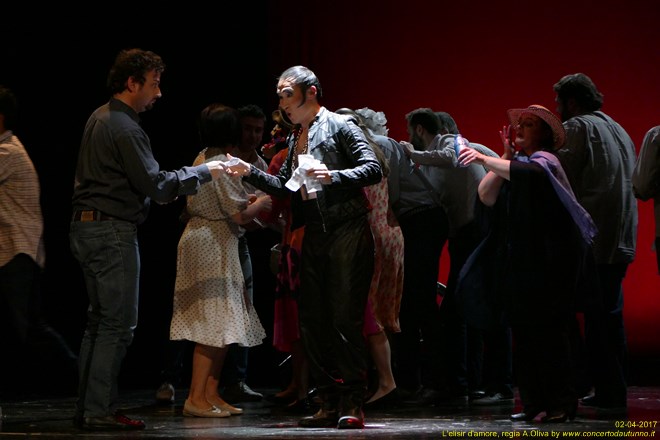 Elisir d'amore regia Alberto Oliva 