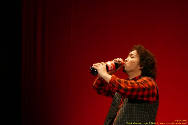 Elisir d'amore regia Alberto Oliva 