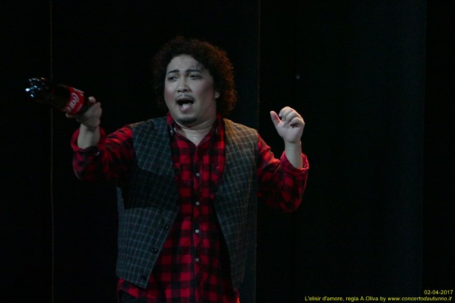 Elisir d'amore regia Alberto Oliva 